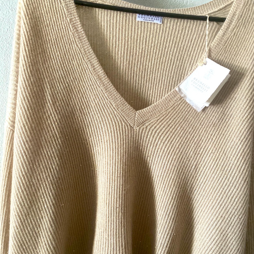 Brunello cucinelli cashmere sweater.